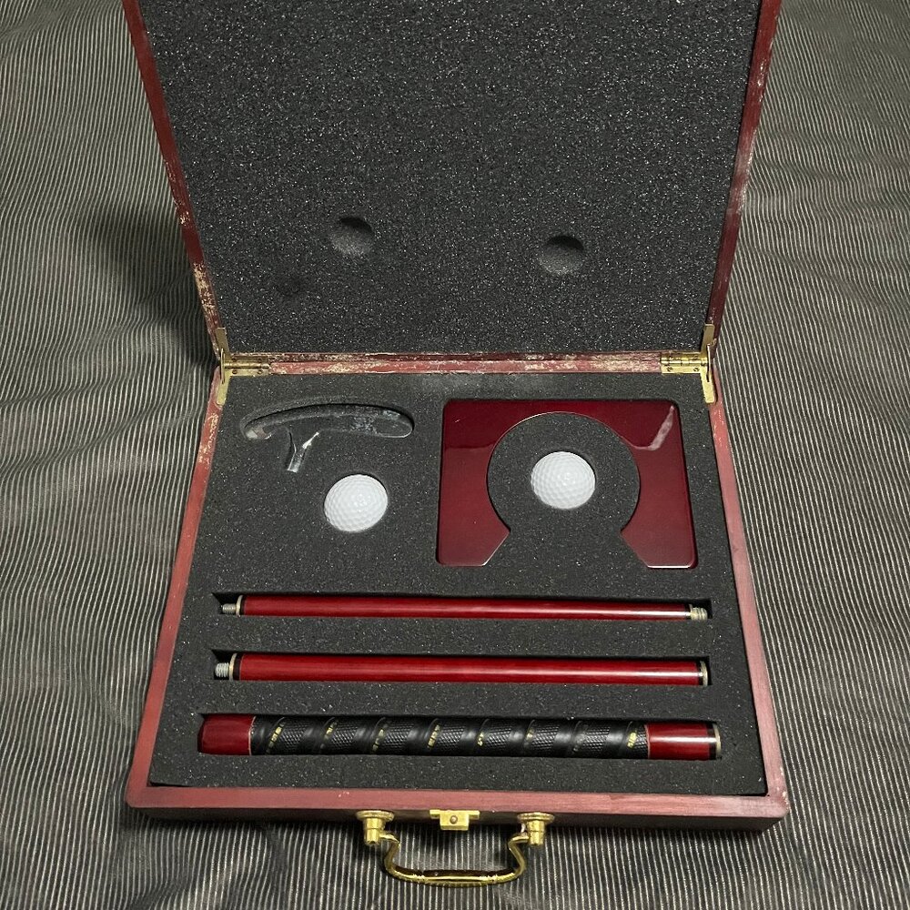 Vintage Travel Putter Set